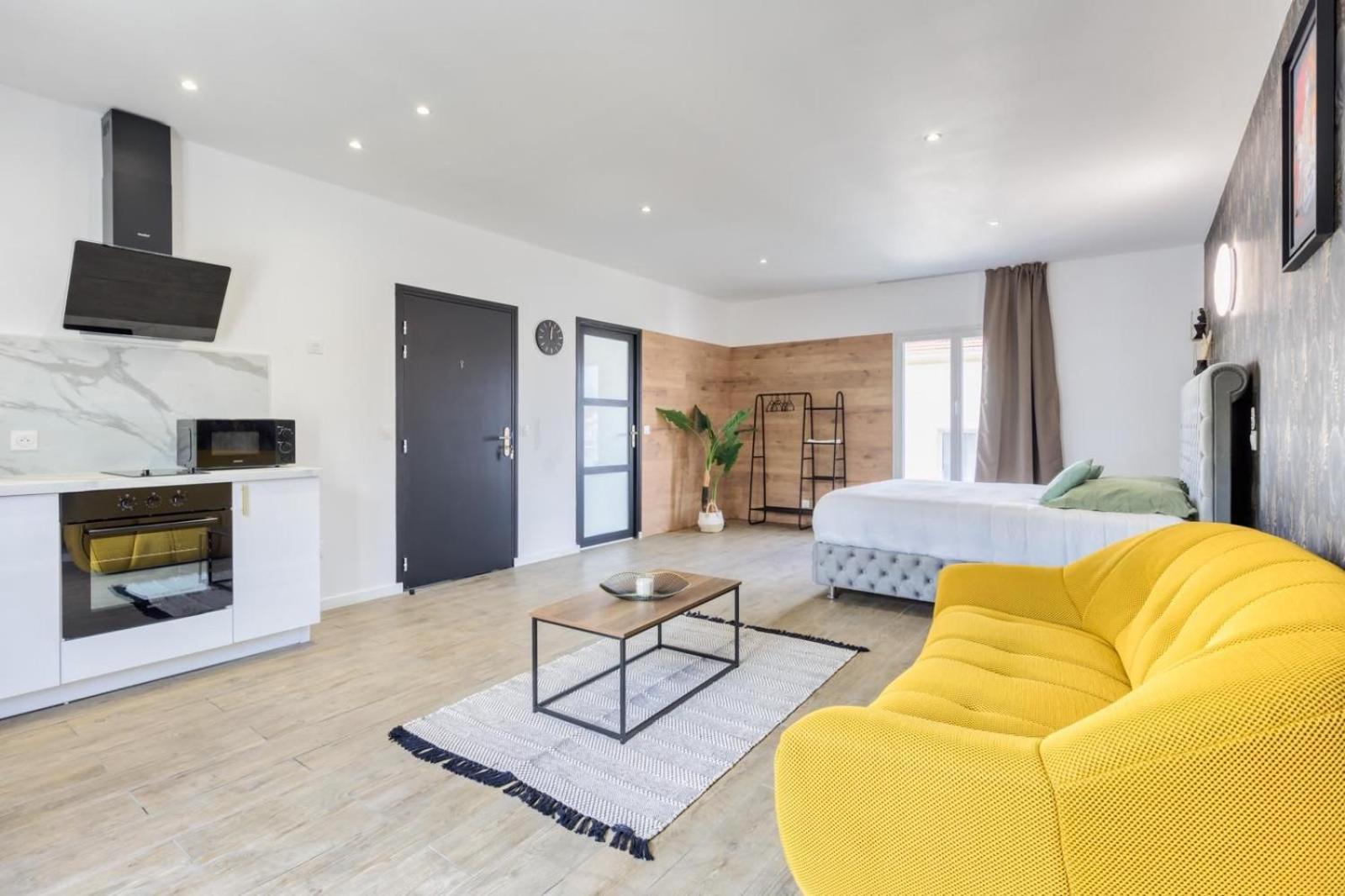 Studio 1 Coubron Exterior foto